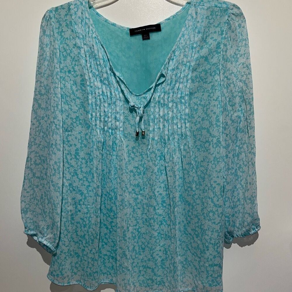 Tommy Hilfiger Women's Blue White Ditsy Floral Tie Neck‎ Pintuck Blouse Large